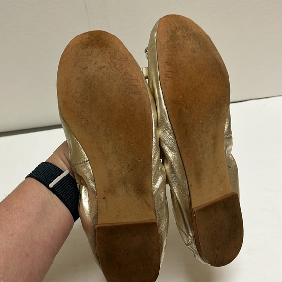 Sam Edelman gold leather flats 6.5 - Picture 9 of 15